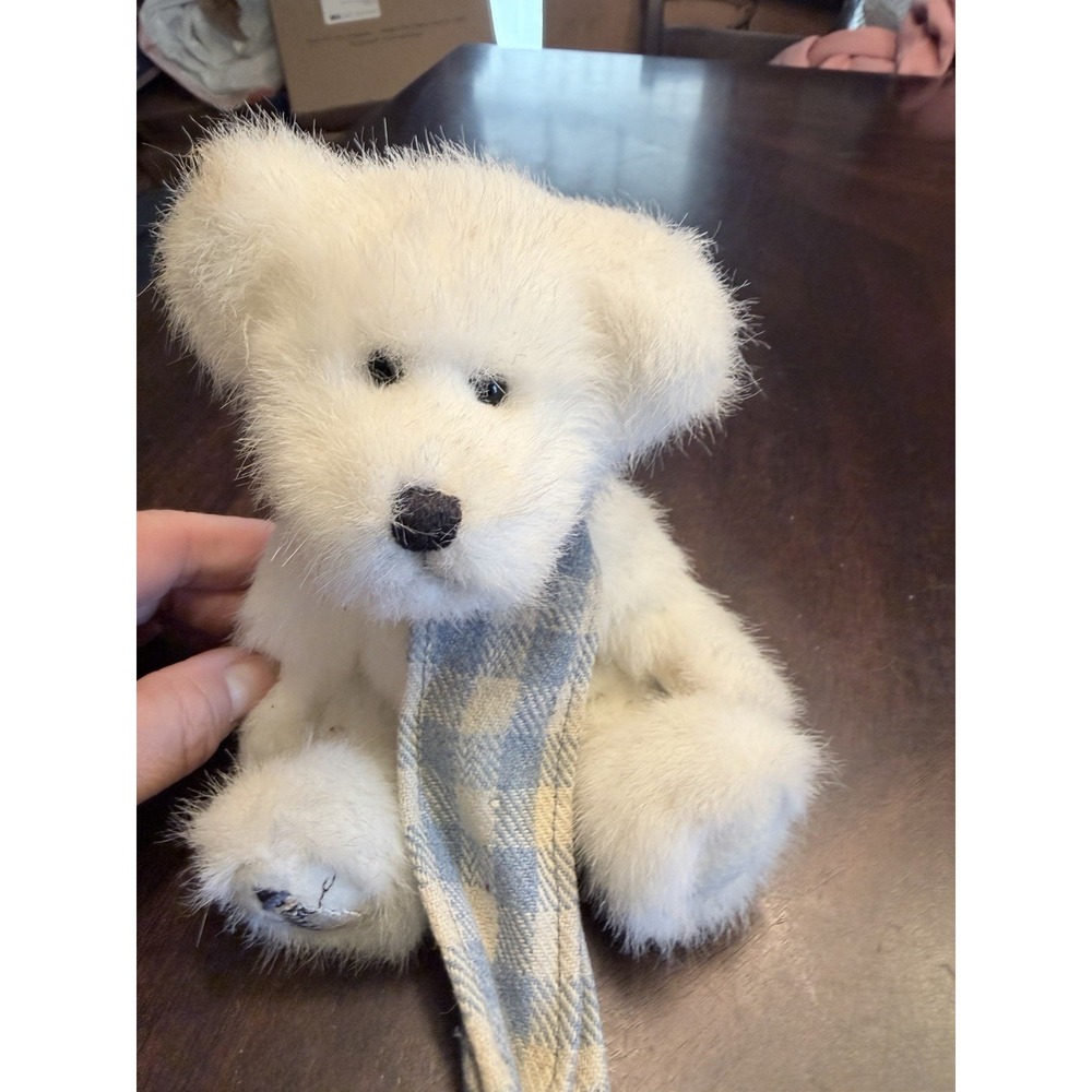 Vintage The Boyd's Collection Bear 9" Shivers Snowbeary 918360 TJ Best Dressed